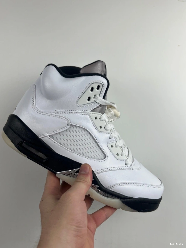 1st Kicks BLACK' AIR JORDAN DD0587-110 5 RETRO 'WHITE 0721